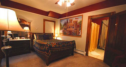 The Lion And The Rose Bed & Breakfast 화이트필드 외부 사진