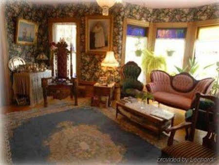 The Lion And The Rose Bed & Breakfast 화이트필드 내부 사진